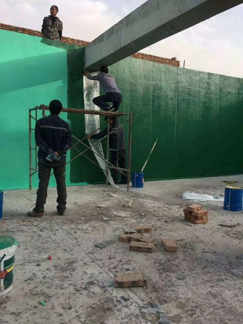 沙河口针对老旧车间地面普遍存在的起砂、裂缝问题